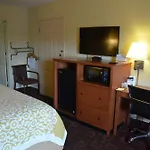 Hotel Days By Wyndham Airport East Nashville