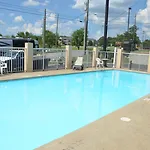Days By Wyndham Airport East Hotel