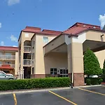Days Inn By Wyndham Airport Nashville East