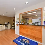 Motel Americas Value Near Downtown 2*