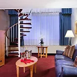 Millennium Maxwell House 3*