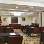 Doubletree By Hilton Airport Hotel 3*