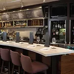 Courtyard By Marriott Airport Nashville