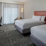 Courtyard By Marriott Airport 3*