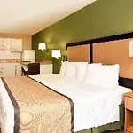 Hotel Extended America - - Airport - Music