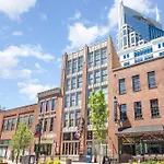 The Saddlery - Key Note - Walk To Broadway