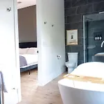 Holiday home Luxury Retreat Sauna, Hot Tub And Fire Pit *