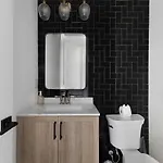 Diamonds & Rhinestones Holiday home
