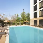 Hyatt Place Airport Hotel