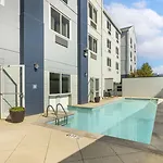 Western Airport - Bna Hotel