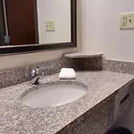 Hotel Drury & Airport