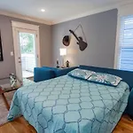 1B Rooftop Deck, 3Mi To Broadway, Side By Side Houses Available