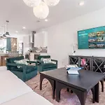 Luxe 4br Retreat With Hot Tub & Skyline Deck * Nashville