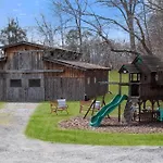 Nashville Retreat - Pool/Hot Tub/Karaoke/Theatre +