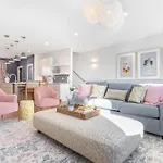 Retreat With Hot Tub & Private Garage Holiday home