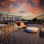 Holiday home Escape With Skyline Deck And Hot Tub