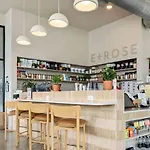 East Nash For 4 With Public Rooftop Near Dt