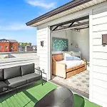 2 Adjacent Gem Great For Big Groups 8th Ave S Holiday home Nashville