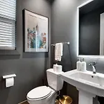 Holiday home Nash - Music Retreat - 757a Lynwood Ave *