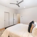 - 405 Marshall St #3 Holiday home *