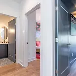 Retreat With Hot Tub & Private Garage Holiday home