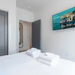 Luxe 4br Retreat With Hot Tub & Skyline Deck Nashville