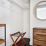 Soaring Ceilings & King Beds Overlooking Courtyard, 1 Of 7 Themed Lofts At Cowrite, Find Coffee And Tacos Downstairs, Complimentary Spin Class, Walk To Shopping In 12 South, 10 Minutes To Broadway, Parking, 24 Hr Hospitality Nashville