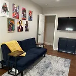 The Jefferson Weekend Haven Prime Location Apartment *