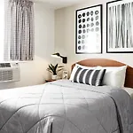 Intown Extended Tn - Murfreesboro Pike 2*