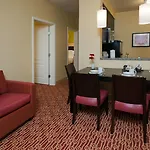 Towneplace By Marriott Airport Hotel