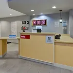 Hotel Towneplace By Marriott Airport 3*
