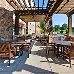 Hotel Towneplace By Marriott Airport