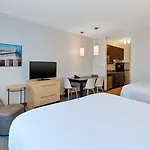 Towneplace By Marriott Airport 3*