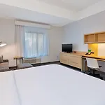 Hotel Towneplace By Marriott Airport 3*