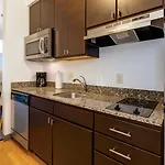 Hotel Towneplace By Marriott Airport
