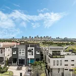 5 Min To Nissan, Big Rooftop, Murals, Skyline Views, Less Than 10 Mins To 5 Points And Broadway, Rooftop Grill, Garage Spaces And Ample Parking, 24 Hr Hospitality, Great For Groups