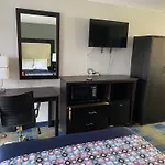 Lotus And Motel 2*