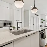 Haven With Gorgeous Skyline Views Nashville
