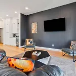 Charming Gulch Retreat - Skyline Perfection