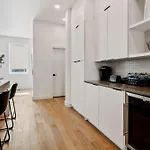 Charming Gulch Retreat - Skyline Perfection