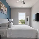 Landing - Inglewood Nashville
