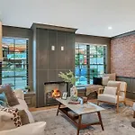 New Bright Modern Townhome With Rooftop & Garage * Nashville