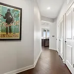 Luxurious Downtown Corner Views 2 Bed 2Bath 61