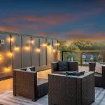 Holiday home New Music Loft-style With Rooftop Views