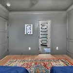 New Bright Modern Townhome With Rooftop & Garage