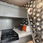 Lovely River View Walk To Downtown Has Garage And Balcony Apartment