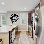 Edison 210