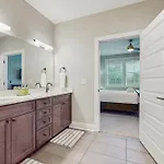 Edison 210 *
