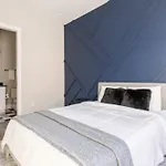 Holiday home Rooftop Views 4br 4ba 7 Beds Near Broadway Nashville