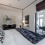 121 By Avantstay 4*